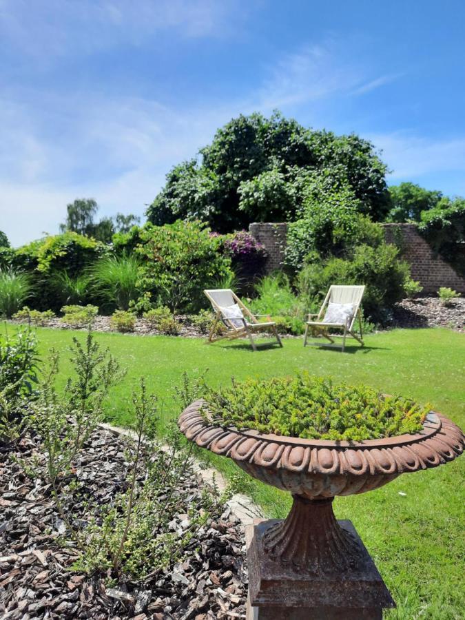 La Poterie - Chambres D'Hotes / Bed & Breakfast Ath Exterior photo